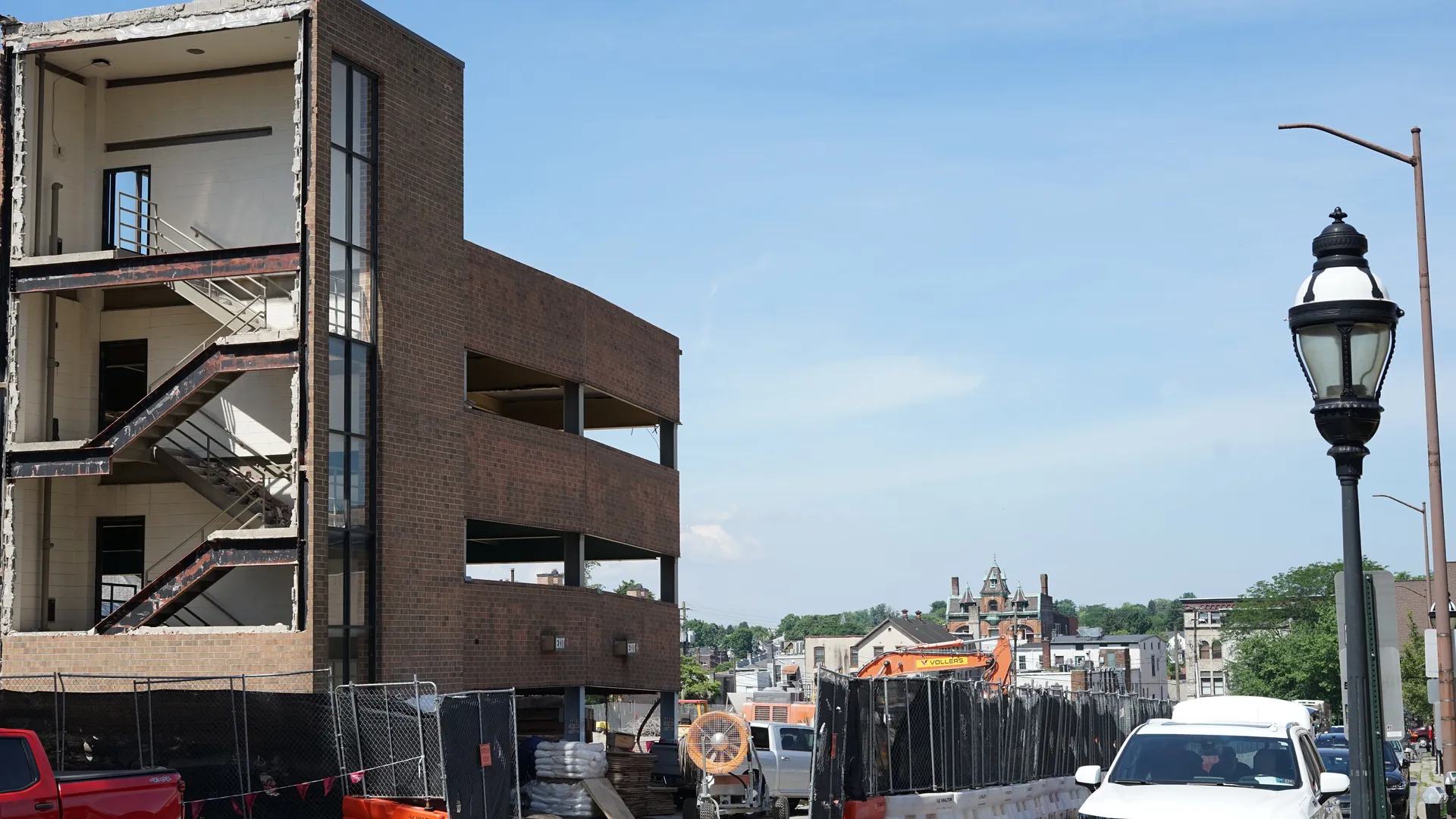 walnut st parking garage demolition bethlehem pa june 2024