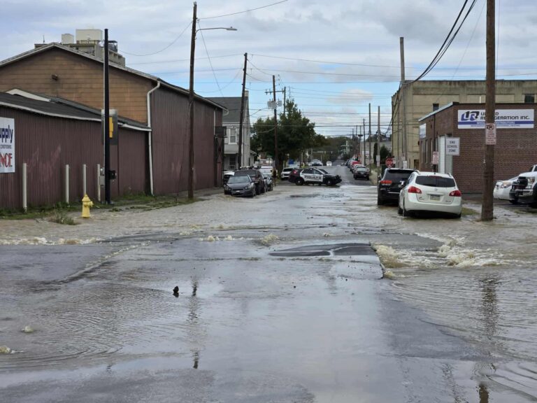 Water main break floods Allentown street, shuts down North 13th Street