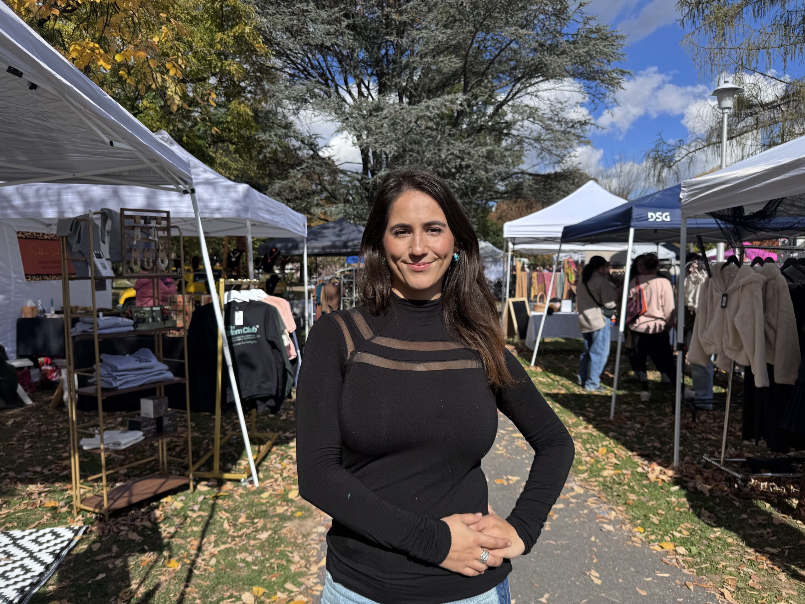 devika knafo organizer mom market bethlehem pa rose garden
