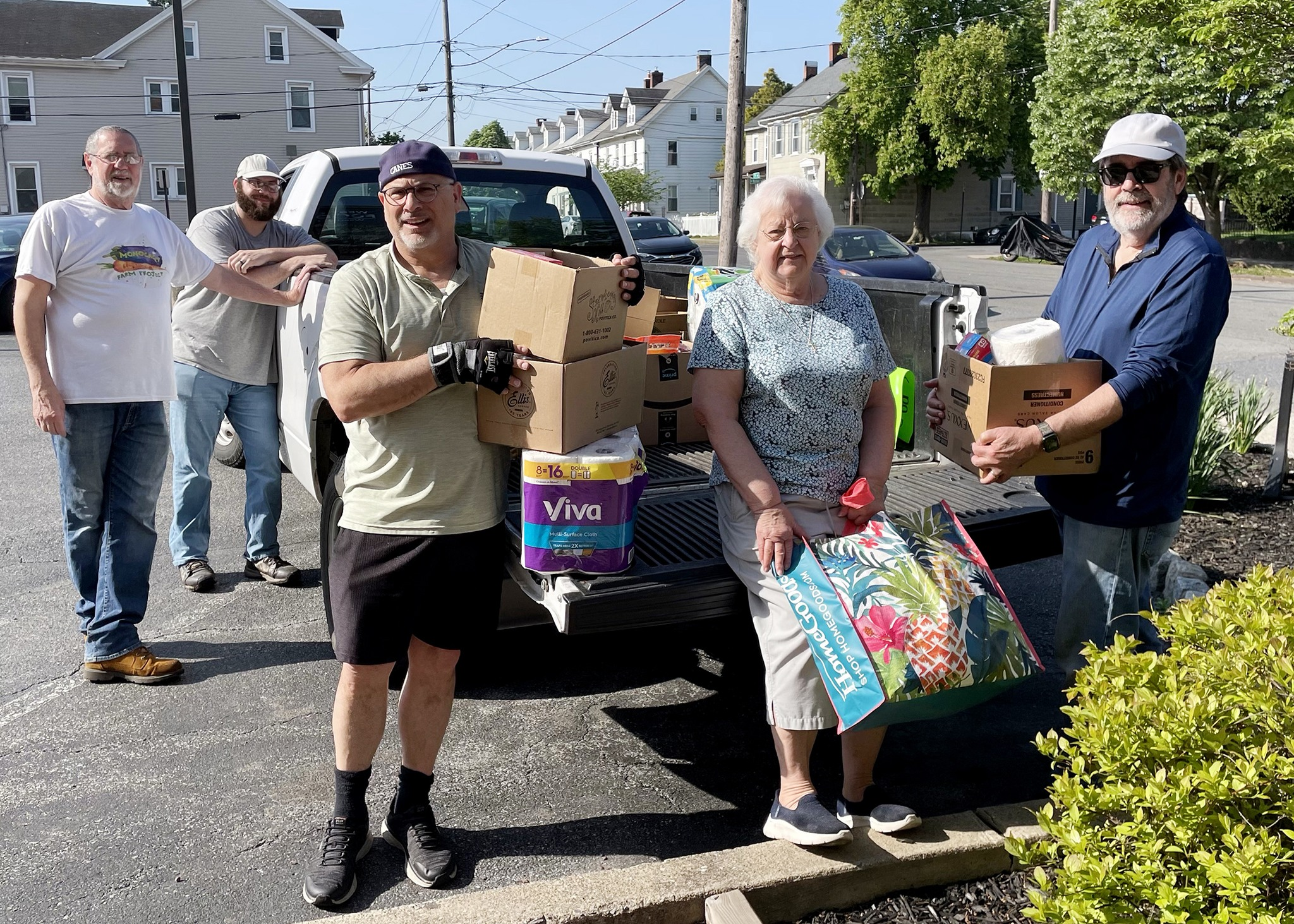 School Sisters of St. Francis food drive