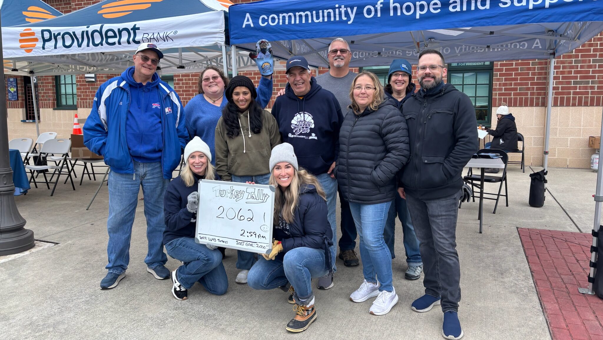 New Bethany distributes hundreds of Thanksgiving meals as demand surges