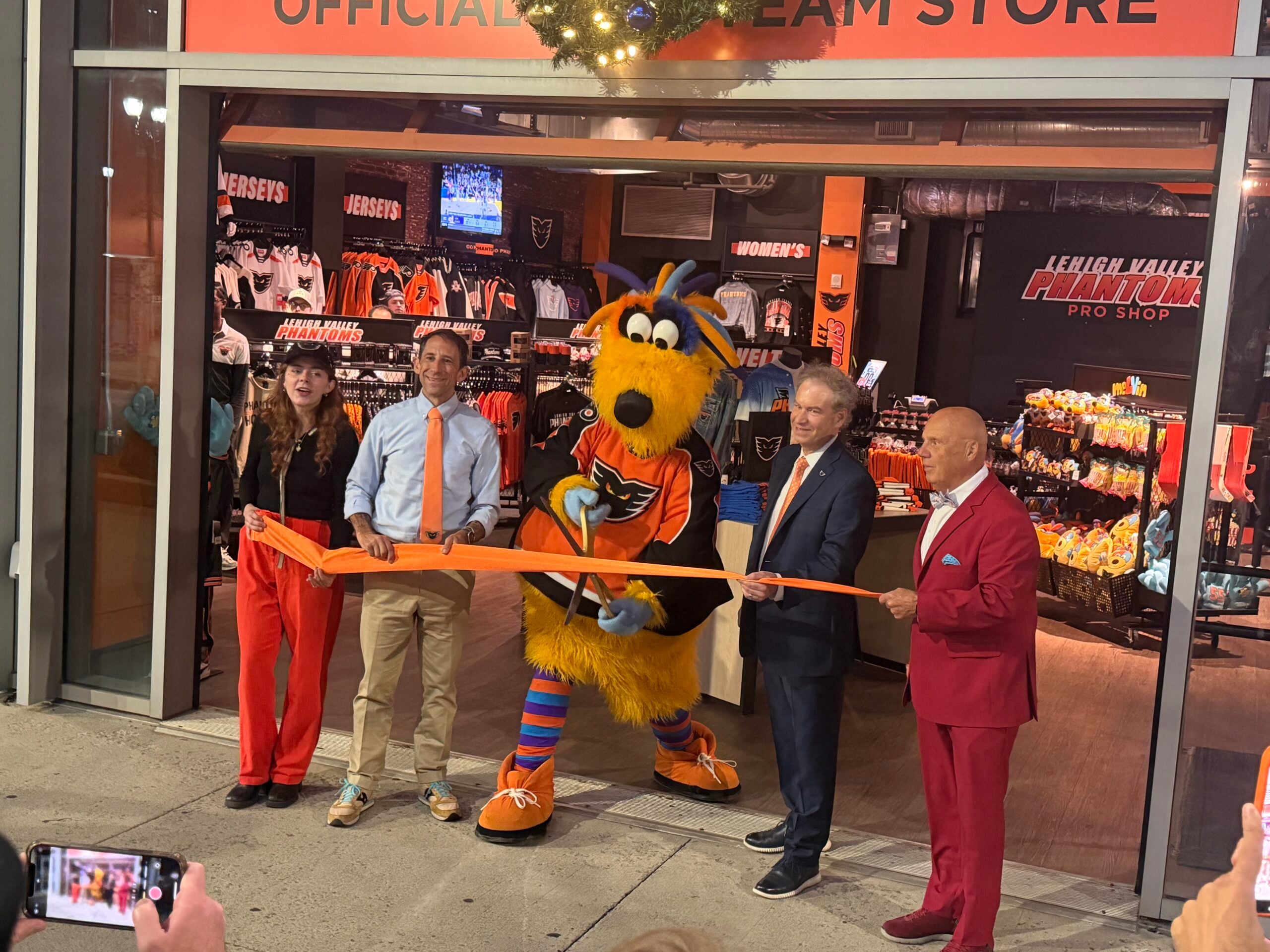 phantoms pro shop opening ppl center allentown