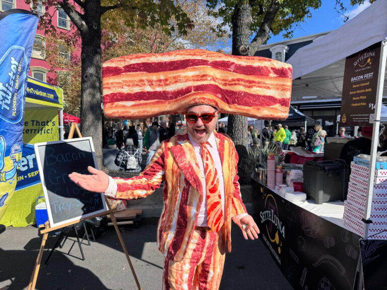 From bacon cinnamon rolls to 50/50 burgers, Pa. Bacon Fest delivers