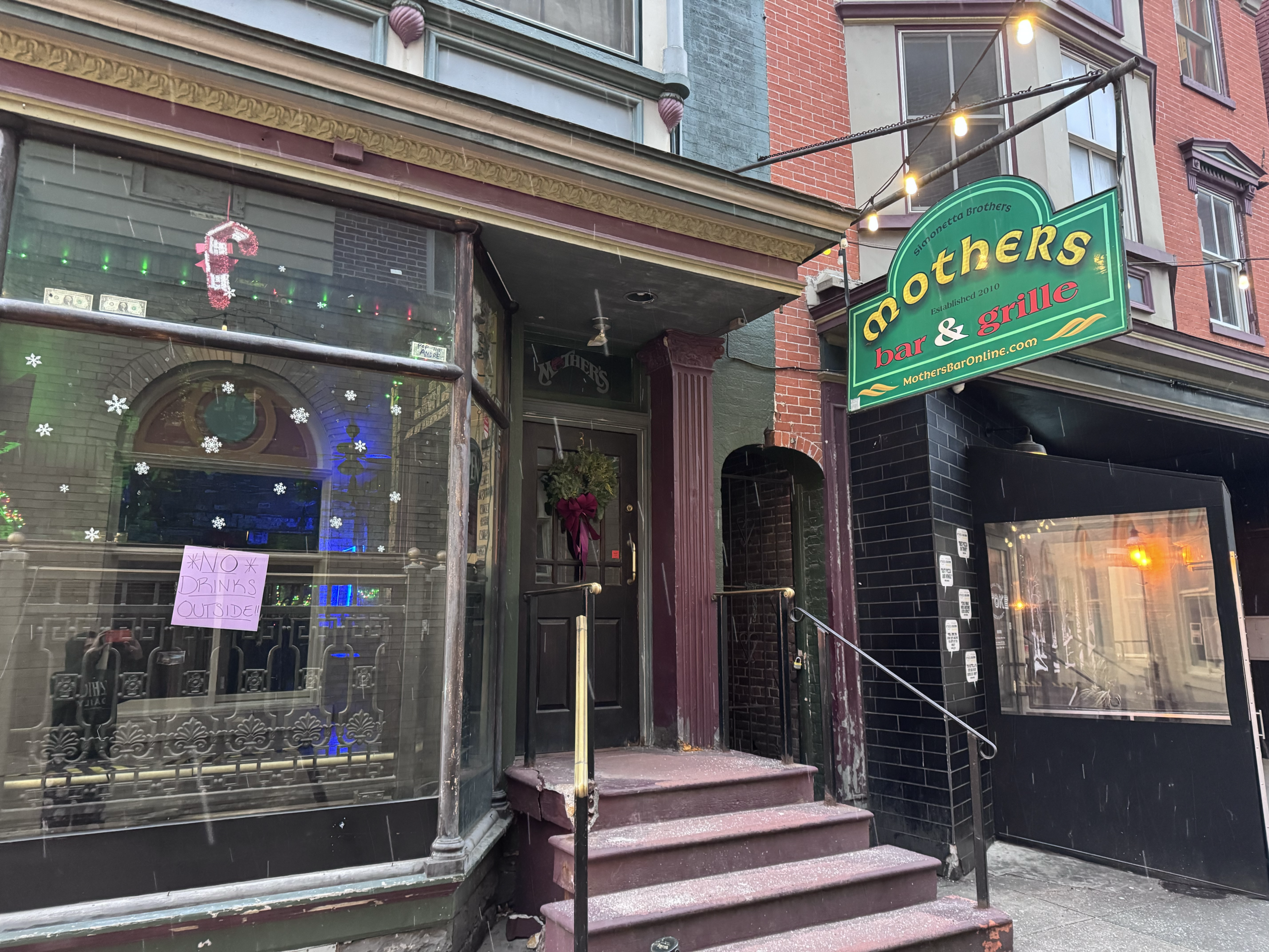 mothers bar and grille easton pa