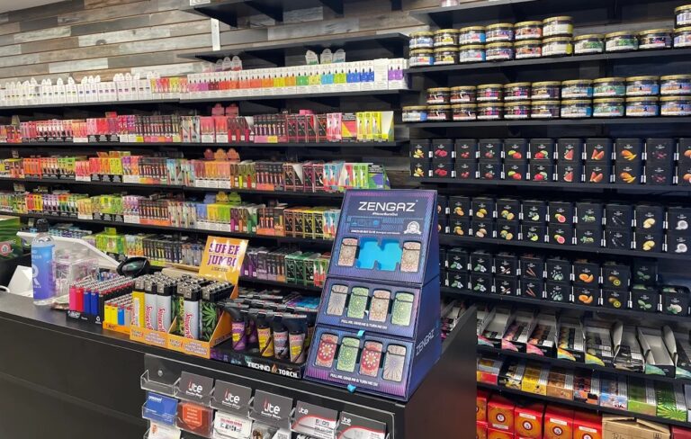 Shapiro signs Lehigh Valley rep’s bill aimed to curb sale of certain e-cigarettes