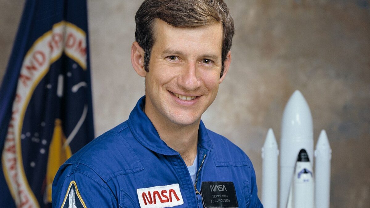 terry hart nasa lehigh university astronaut