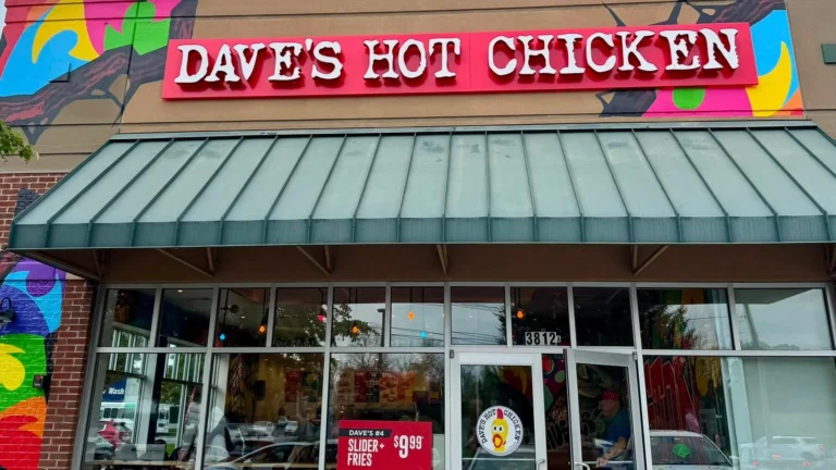 Dave’s Hot Chicken opens first Lehigh Valley location in Lower Nazareth Township